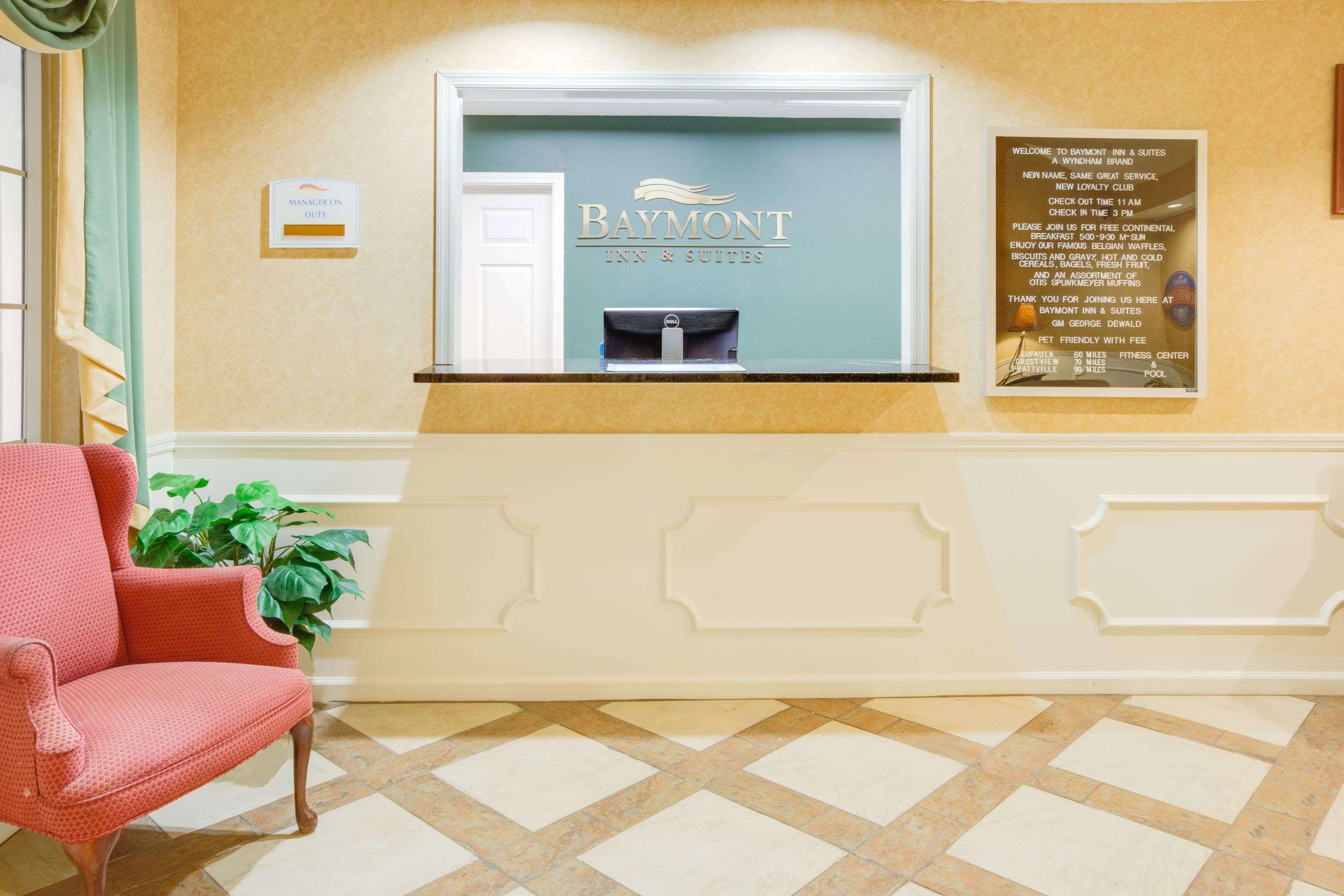 Motel Baymont By Wyndham 2*